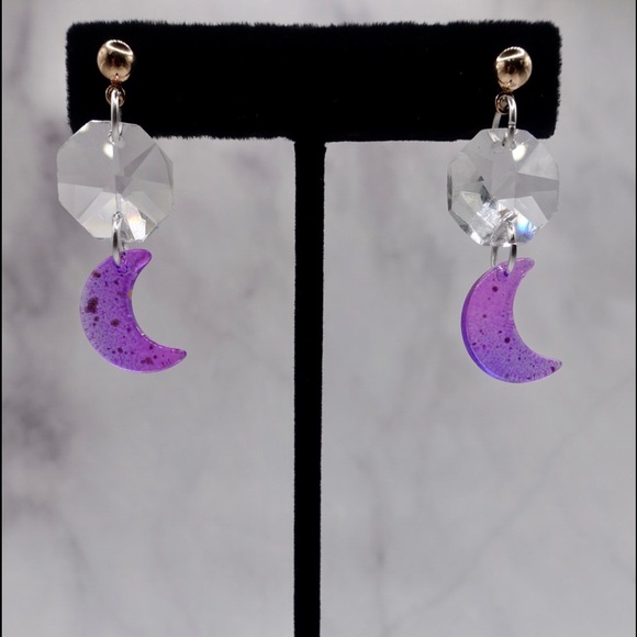 Crystal Moon Magic Earrings - Picture 2 of 3